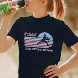 Das Leben bei Pickleball ist besser auf dem Rückzu T-Shirt