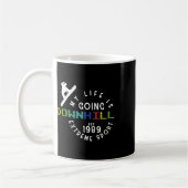 Das Leben geht bergab Snowboarder Freestyle Winter Kaffeetasse (Links)