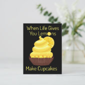 Das Leben gibt dir Zitronen, macht Kuchen. Postkarte (Stehend Vorderseite)