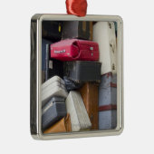 Das Leben hat viel Gepäck Silbernes Ornament (Rechts)