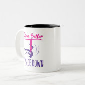 Das Leben ist besser auf dem Luftweg Yoga Zweifarbige Tasse (Vorderseite Links)