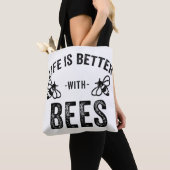 Das Leben ist besser mit Bienen coole Honigbiene T Tasche (Von Nahem)