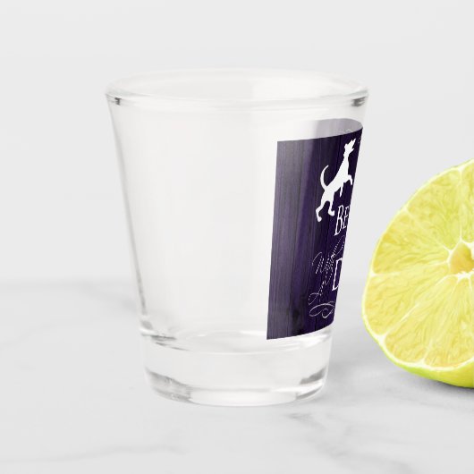 Das Leben ist besser mit einem Dog Shot Glas - Lil (Links)
