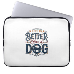 Das Leben ist besser mit einem Hund Vintage Gravur Laptopschutzhülle