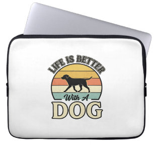Das Leben ist besser mit einem Hund Vintage-Shirt- Laptopschutzhülle