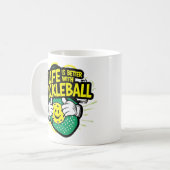 Das Leben ist besser mit einem Pickleball Kaffeetasse (Vorderseite Links)