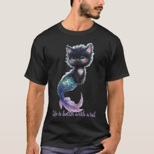 Das Leben ist besser mit einem Schwanz. Katze mit T-Shirt
