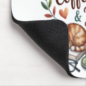 Das Leben ist besser mit Kaffee Katzen Büchern Mousepad (Ecke)
