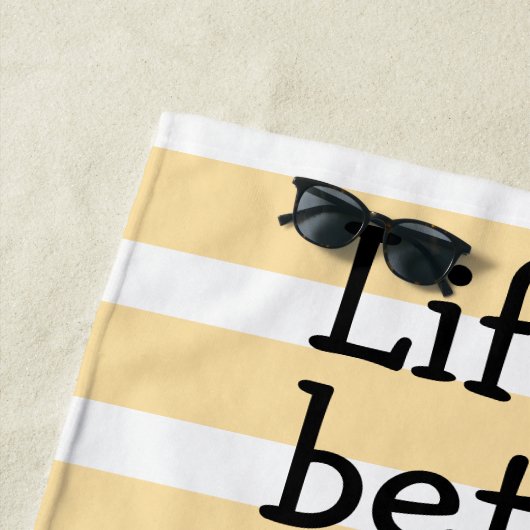 Das Leben ist besser mit Katzen Doodle Strandtuch (Beispiel)