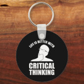 Das Leben ist besser mit kritischem Denken Schlüsselanhänger (Rückseite)