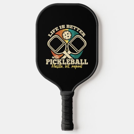 Das Leben ist besser mit Pickleball Retro-Grafik Schläger (Vorderseite)