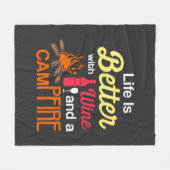 Das Leben ist besser mit Wein und Campfire Fleecedecke (Vorderseite (Horizontal))