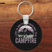Das Leben ist besser um das Campfire Camping Gesch Schlüsselanhänger (Vorderseite)
