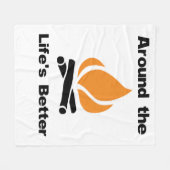 Das Leben ist besser um das Feuer Fleecedecke (Vorderseite (Horizontal))