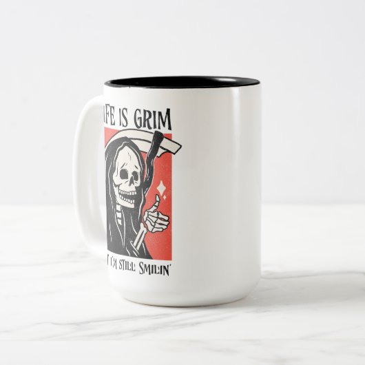 Das Leben ist ein grimmiger, grimmiger Sensenmann Zweifarbige Tasse (Vorderseite Links)