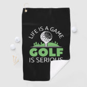 Das Leben ist ein Spiel Golf ist ernst. Golfhandtuch (Insitu)