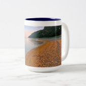 Das Leben ist eine Reise, der Strand ist mein Ziel Zweifarbige Tasse (VorderseiteRechts)