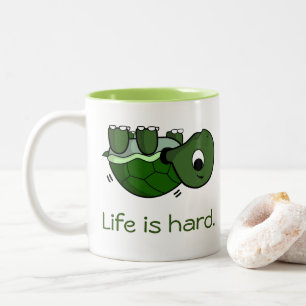 Das Leben ist hart - Sei nett, T-Shirt mit kämpfen Zweifarbige Tasse