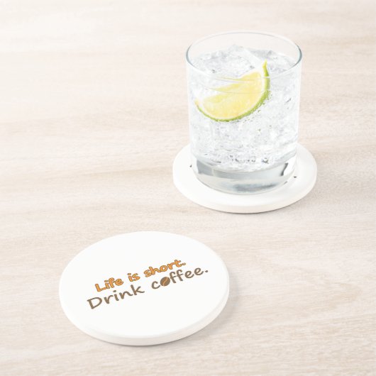 Das Leben ist kurz. Trink Kaffee. Funny Coffee Slo Getränkeuntersetzer (Seite)