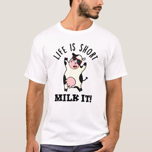 Das Leben ist Kurze Milch Es lustige Kuh Puppe T-Shirt (Vorderseite)