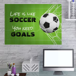 Das Leben ist wie Fußball Poster<br><div class="desc">Motivierend Fußballposter mit den Worten: "Das Leben ist wie Fußball, du brauchst ZIELE." Poster zeigt ein Fußballspiel mit dem Ball im nächsten vor dem Hintergrund eines Fußballfeldes. Personalisieren Sie es, indem Sie auf die Registerkarte CUSTOMIZE klicken, um Text hinzuzufügen. Wenden Sie sich an den Designer, wenn Sie dieses Design für...</div>