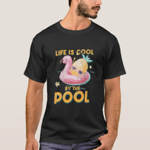 Das Leben wird durch den Pool Cool   Ocean Swimmer T-Shirt