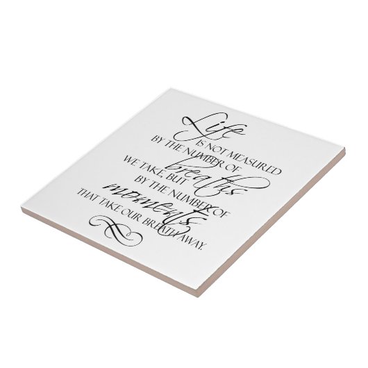 Das Leben wird nicht durch den Atem gemessen, den Fliese (Seite)