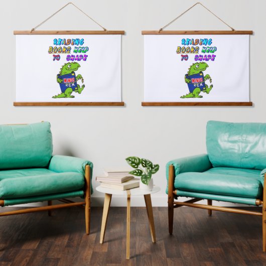 Das Lesen von Büchern hilft dabei, Minds zu formen Wandteppich Mit Holzrahmen (Wohnzimmer)
