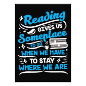 Das Lesen von Geschenken gibt uns etwas. Fotodruck (Vorne)