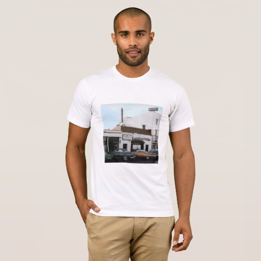 Das Leuchtturm, 30 Pier Avenue, Hermosa Beach T-Shirt (Vorne ganz)