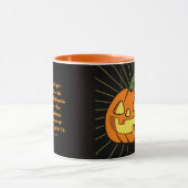 Das Licht strahlt in der Dunkelheit Jack-o-Laterne Tasse (Zentrum)