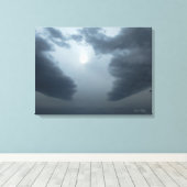 "Das Licht strahlt in der Dunkelheit" Leinwanddruck (Insitu (Holzboden))