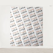 Das Logo für Ihr Unternehmen wiederholt sich im Hi Wandteppich (Vorderseite)