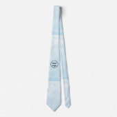 Das Logo ist in blau eingeprägt Krawatte (Vorderseite)