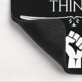 Das mache ich - ich widerstehe und ich kenne Dinge Mousepad (Ecke)