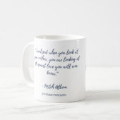 Das mächtige Frauen-Tasse ~ Mitch Albom Kaffeetasse (Vorderseite Links)