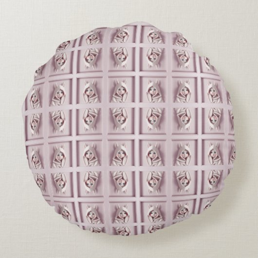 „Das Mädchen im Zaubermantel“ Rundes Kissen (Rückseite)