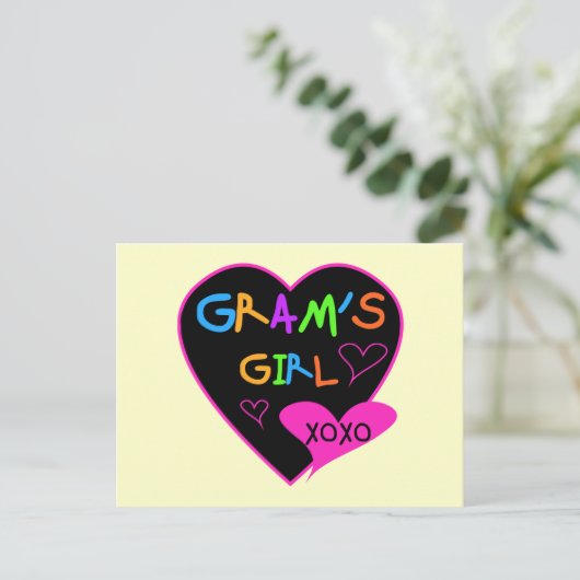 Das Mädchen-kundenspezifische T - Shirts des Postkarte (Stehend Vorderseite)