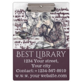 Das Mädchen liest ein Buch Klemmbrett (Vorderseite)