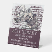 Das Mädchen liest ein Buch Sockelschild (Vorderseite)