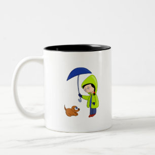 Das Mädchen und der Hund an einem regnerischen Tag Zweifarbige Tasse
