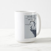 Das Maß einer Führungskraft Kaffeetasse (VorderseiteRechts)