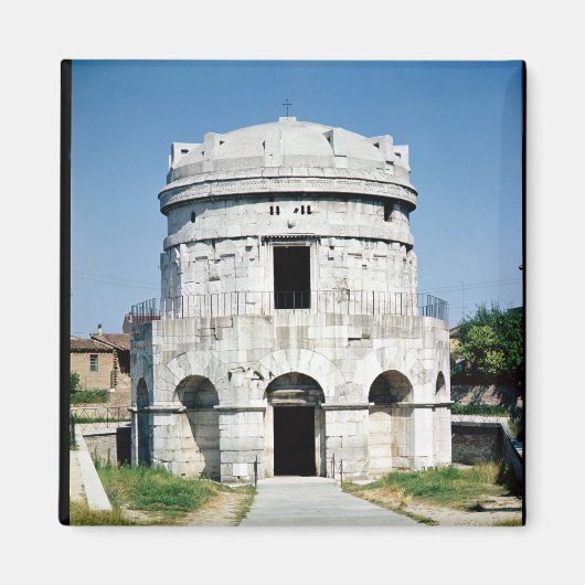 Das Mausoleum der Theodorie Magnet (Vorne)