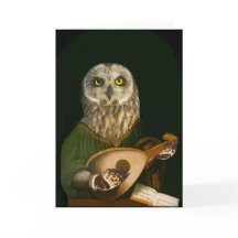 Das mittelalterliche Owl spielt seine Lute