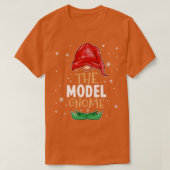 Das Modell Gnome Familie passt Weihnachts Outfit 2 T-Shirt (Design vorne)