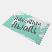 Das moderne Abenteuer erwartet Sie mit Weltkarte & Fußmatte (Schrägansicht)