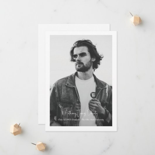 Das moderne Design des Fotos grenzt an Ankündigung (Vorderseite/Rückseite Beispiel)