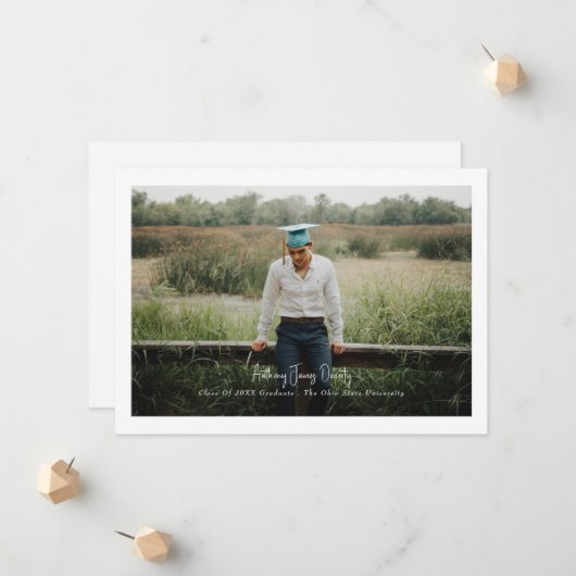 Das moderne Design des Fotos grenzt an Ankündigung (Vorderseite/Rückseite Beispiel)