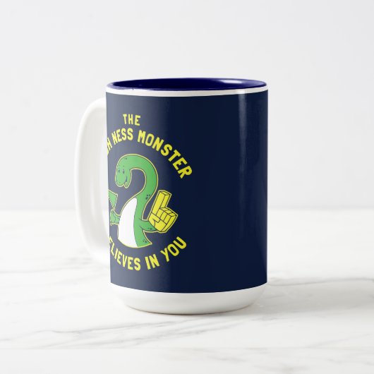 Das Monster von Loch Ness glaubt an dich Zweifarbige Tasse (Vorderseite Links)