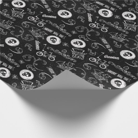 Das Muster der Goonies-Symbole Geschenkpapier (Ecke)